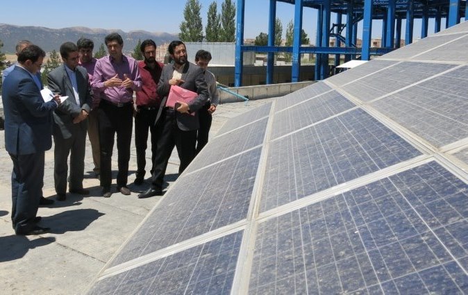 احداث 500 نیروگاه خورشیدی بر بام منازل مددجویان