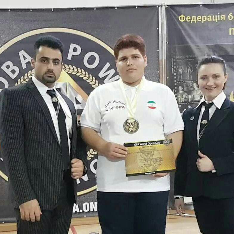 قهرمان سنگین وزن سوقی بر بام جهان + تصویر قهرمان سنگین وزن سوقی بر بام جهان + تصویر