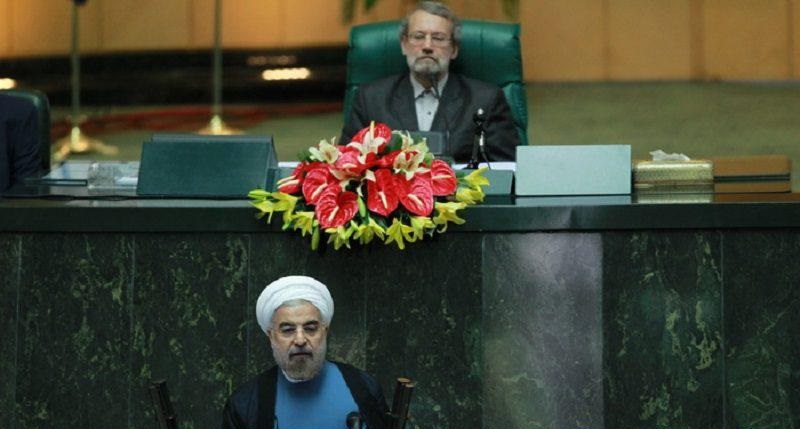 احمدی نژادی ها مراسم تحلیف روحانی را غیر قانونی اعلام کردند + جزئیات