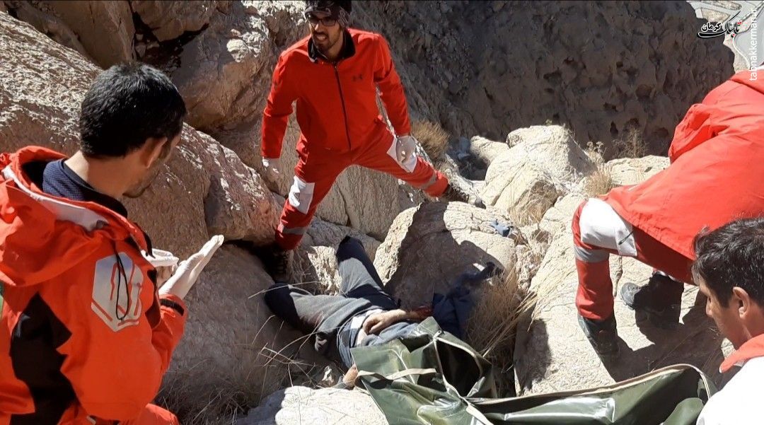 پیکر کوهنورد کوه‌های مسجد صاحب الزمان کرمان پیدا شد