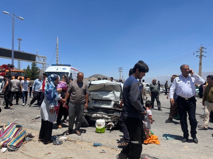 تصادف ۲۵ خودرو با بیش از ۳۰ کشته و زخمی در جاده یاسوج به شیراز
