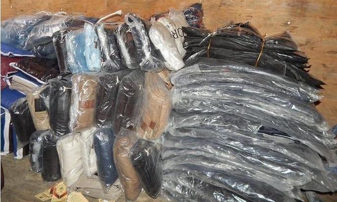 محکومیت 86 میلیونی قاچاقچی البسه در قزوین محکومیت 86 میلیونی قاچاقچی البسه در قزوین