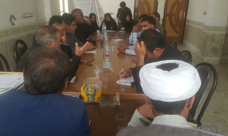 در جلسه هماهنگی ظهر عاشورا امام جمعه نبود ، ۷۰ درصد مدعوین نیامدند! در جلسه هماهنگی ظهر عاشورا امام جمعه نبود ، ۷۰ درصد مدعوین نیامدند!