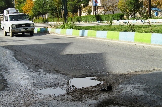 از واکنش اخبار 20:30 نسبت به هدر رفتن آب شرب سی سخت تا فرو رفتن زود هنگام آسفالت کانال های خط لوله فاضلاب شهر سی سخت + گزارش تصویری از واکنش اخبار 20:30 نسبت به هدر رفتن آب شرب سی سخت تا فرو رفتن زود هنگام آسفالت کانال های خط لوله فاضلاب شهر سی سخت + گزارش تصویری