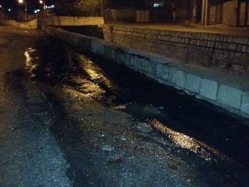 از واکنش اخبار 20:30 نسبت به هدر رفتن آب شرب سی سخت تا فرو رفتن زود هنگام آسفالت کانال های خط لوله فاضلاب شهر سی سخت + گزارش تصویری از واکنش اخبار 20:30 نسبت به هدر رفتن آب شرب سی سخت تا فرو رفتن زود هنگام آسفالت کانال های خط لوله فاضلاب شهر سی سخت + گزارش تصویری