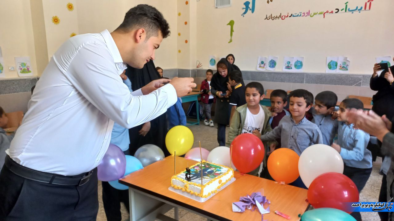 سورپرایز معلم کلاس اولی ها در لنده+فیلم