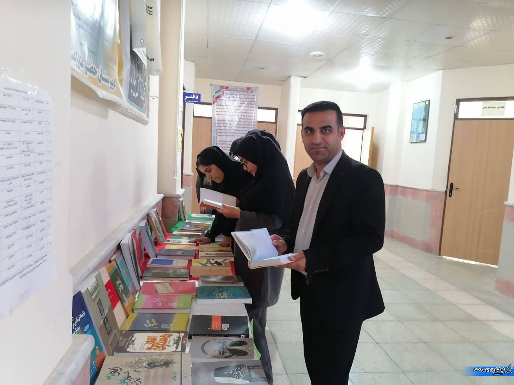 اقدام جالب یکی از فرهنگیان جوان لنده+تصاویر اقدام جالب یکی از فرهنگیان جوان لنده+تصاویر