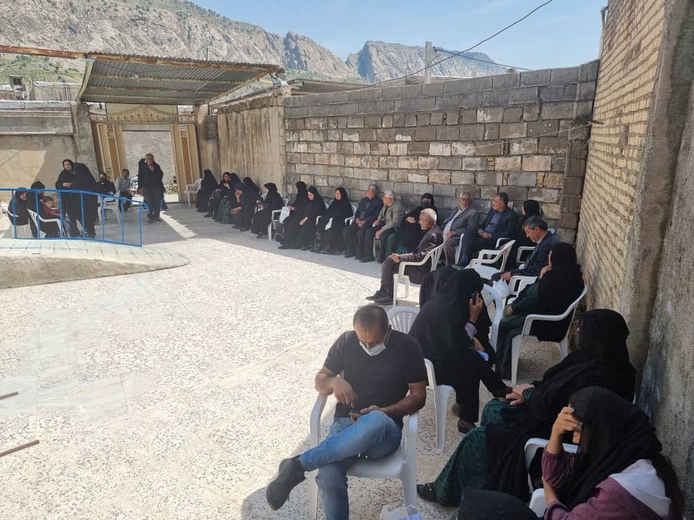 ویزیت رایگان مددجویان بهزیستی و کمیته امداد توسط گروه جهادی انجمن جوانان شهرستان لنده انجام شد+تصاویر ویزیت رایگان مددجویان بهزیستی و کمیته امداد توسط گروه جهادی انجمن جوانان شهرستان لنده انجام شد+تصاویر