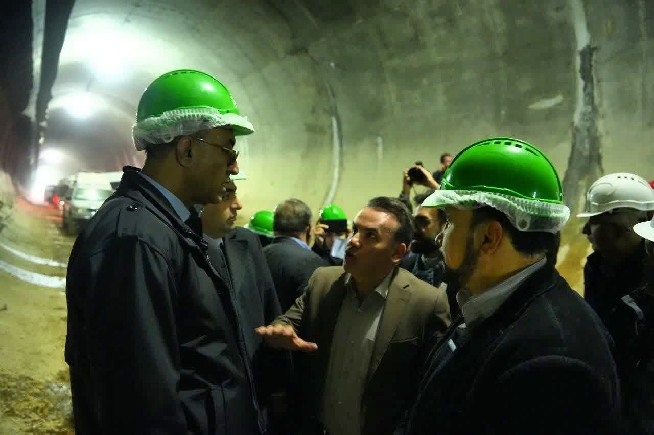 نیاز به دو هزار و ۶۰۰ میلیارد تومان اعتبار برای تکمیل پروژه قطار شهری/ پروژه قطار شهری به یک مطالبه مردمی تبدیل شده است