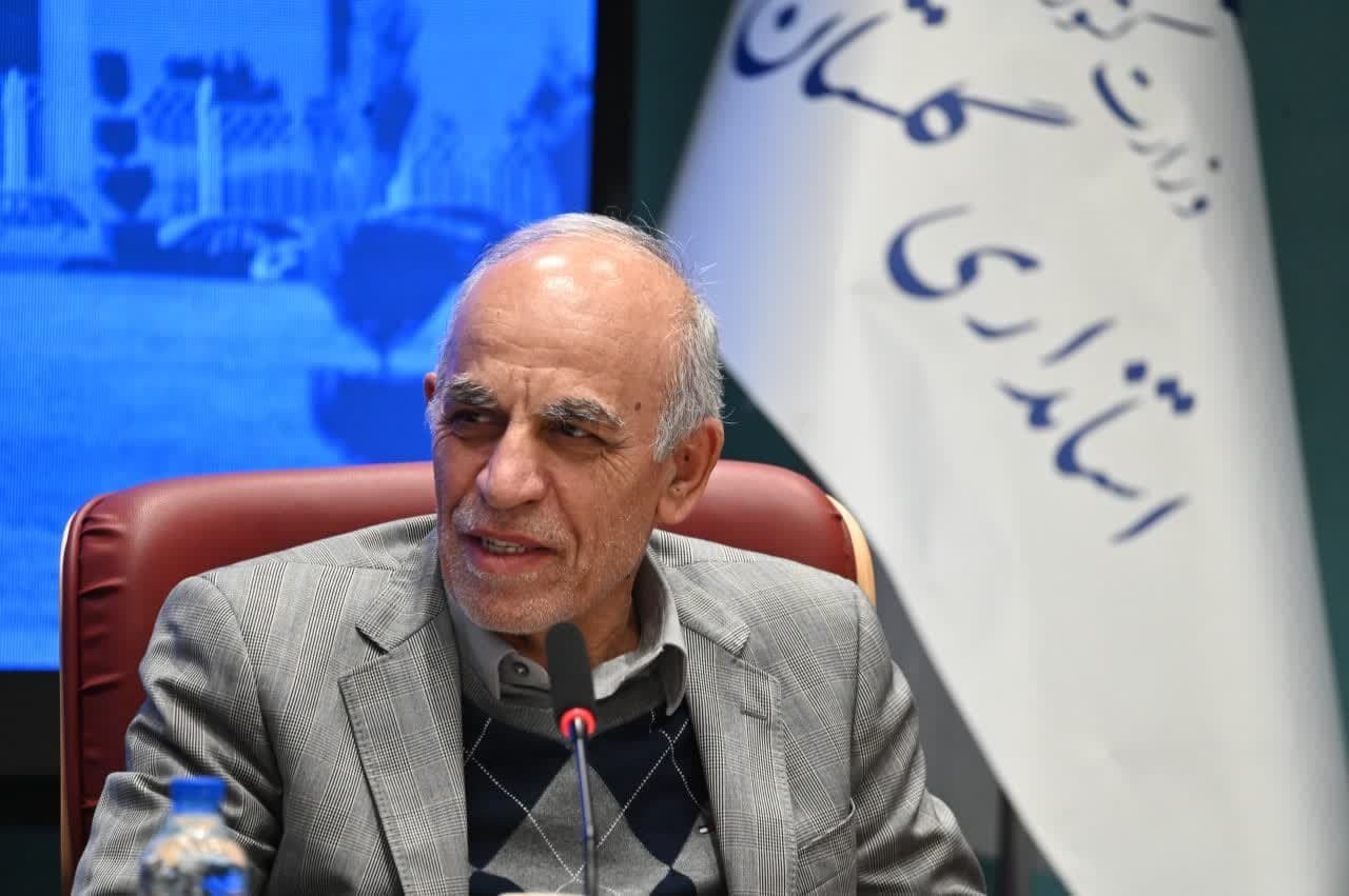 موافق بازگشت ساکنین بومی به آشوراده هستم