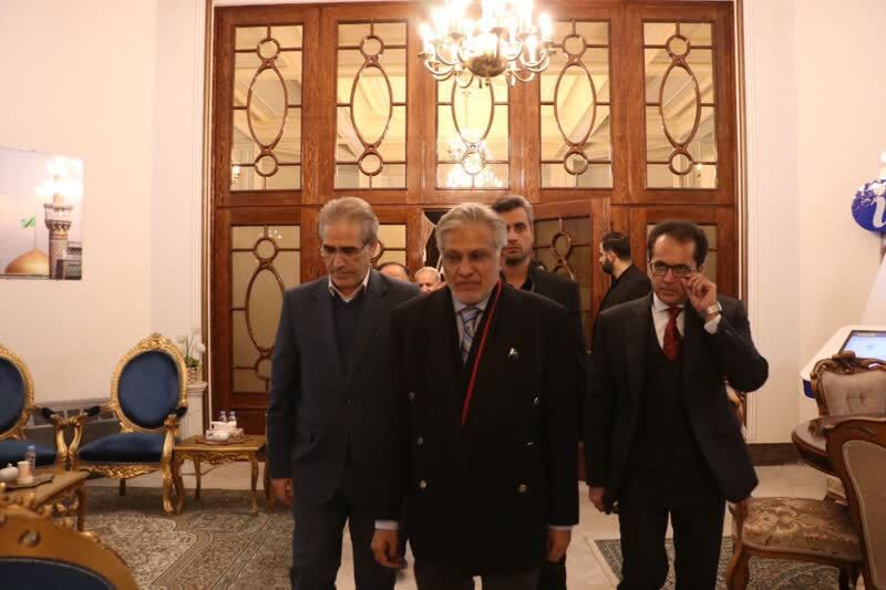 ورود هیئت پاکستانی به مشهد با استقبال معاون سیاسی استاندار خراسان رضوی