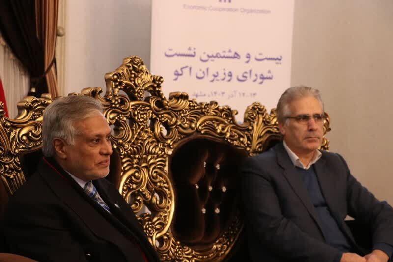 ورود هیئت پاکستانی به مشهد با استقبال معاون سیاسی استاندار خراسان رضوی ورود هیئت پاکستانی به مشهد با استقبال معاون سیاسی استاندار خراسان رضوی