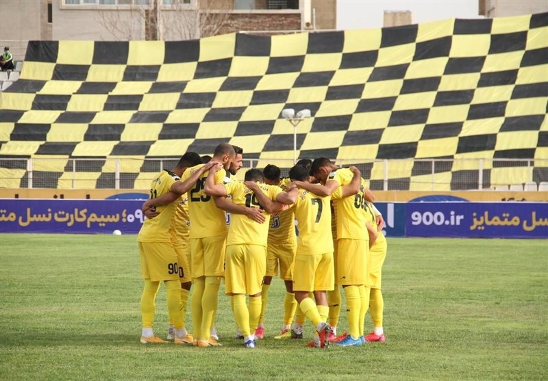 بازگشت فجر شهید سپاسی به مسیر افتخار؛ آیا صعود به لیگ برتر محقق میشود؟ بازگشت فجر شهید سپاسی به مسیر افتخار؛ آیا صعود به لیگ برتر محقق میشود؟