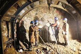 8 هزار زنجانی در شرکت&zwnj;های سرب و روی مشغولند