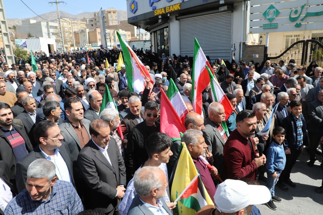 پوشش زنده| تابناک گزارش میدهد؛ خروش ملت؛ ایران یکصدا برای قدس/ فریاد مظلومیت فلسطین در سراسر ایران طنینانداز شد پوشش زنده| تابناک گزارش میدهد؛ خروش ملت؛ ایران یکصدا برای قدس/ فریاد مظلومیت فلسطین در سراسر ایران طنینانداز شد