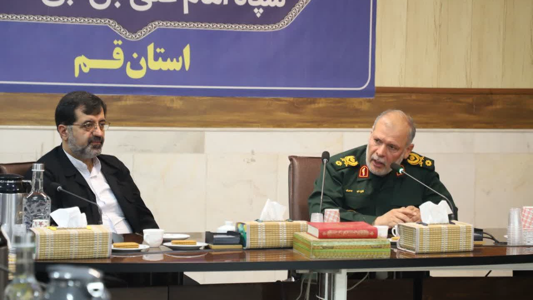 سپاه در کنار مردم و دولت / تأکید سردار جمیری بر همافزایی برای توسعه قم سپاه در کنار مردم و دولت / تأکید سردار جمیری بر همافزایی برای توسعه قم