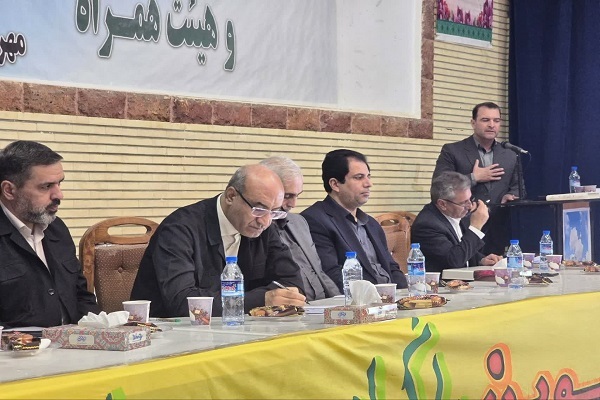 صرفه‌جویی ۱۰ درصدی در کشاورزی، راه‌حل بحران آب استان است/ توسعه طرح‌های اشتغال‌زای زنان در کوزران