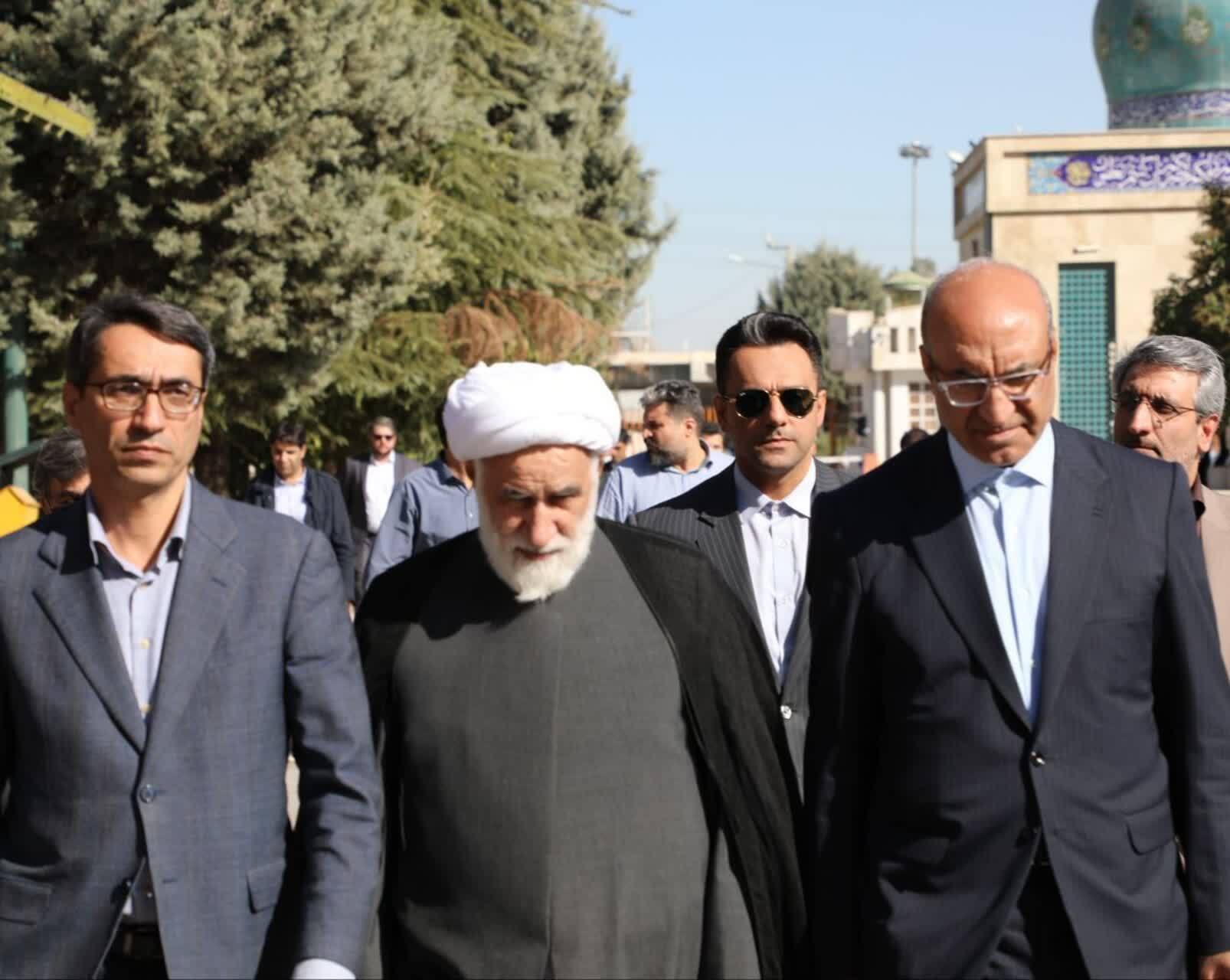 نماینده ولیفقیه و رییس شورای مرکزی بنیاد مسکن کشور وارد کرمانشاه شد نماینده ولیفقیه و رییس شورای مرکزی بنیاد مسکن کشور وارد کرمانشاه شد