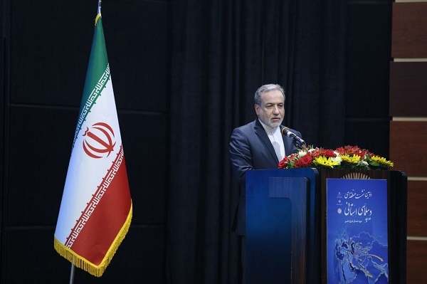 کشورهای همسایه، اولویت اول وزارت امور خارجه هستند/ پیشنهاد عراقچی برای انتصاب معاون امور بین‌الملل در استانداری‌ها