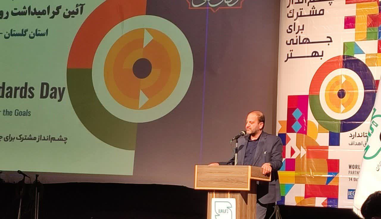 حقوق زیر ۴۵میلون تومان برای کارگران یعنی خط فقر/ آسان سازی قوانین را جای تحقیق و تفحص بگذاریم حقوق زیر ۴۵میلون تومان برای کارگران یعنی خط فقر/ آسان سازی قوانین را جای تحقیق و تفحص بگذاریم